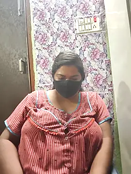 Liyaa 24 online show from March 31, 6:19 pm