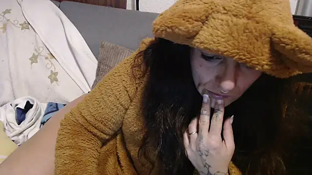 Maite4ever online show from November 25, 2:25 am