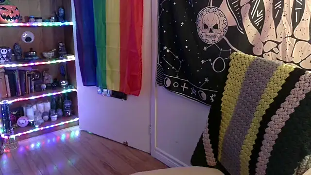 Kinky Witch online show from November 20, 3:40 am