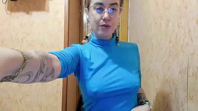 aalokitaa online show from January 7, 9:18 pm