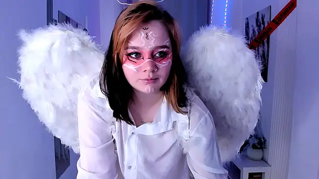 lunaalli online show from October 27, 2:12 pm