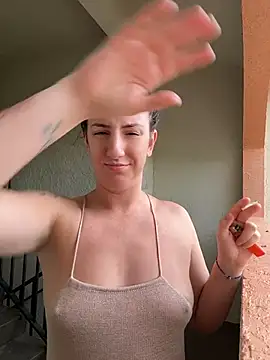 sweetsirenn online show from June 19, 1:58 pm