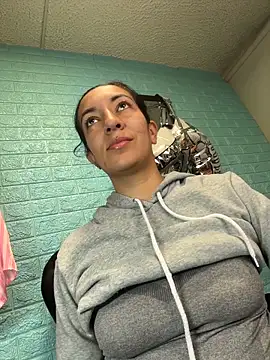 SALOME KORLAND online show from October 27, 11:50 am