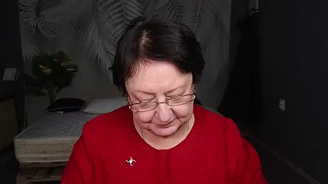 Margo Moll online show from November 29, 11:14 am