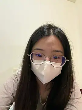 LHeart online show from February 19, 1:32 pm