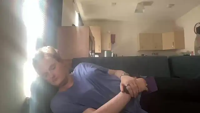 avamaxwell online show from July 25, 2:46 pm