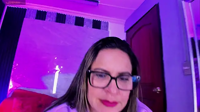 Agatha Pleasure online show from February 7, 11:58 am