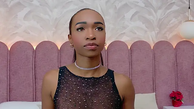 Agatha-Adams online show from March 27, 3:57 pm