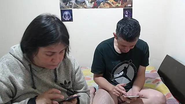 jade noah  online show from February 19, 1:10 pm