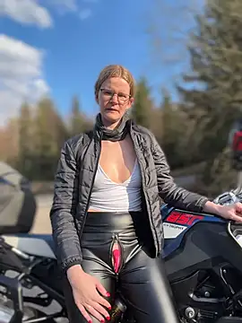 Bikergirl 97 online show from March 22, 3:29 pm