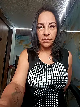  Kamy Hot online show from April 9, 7:52 pm