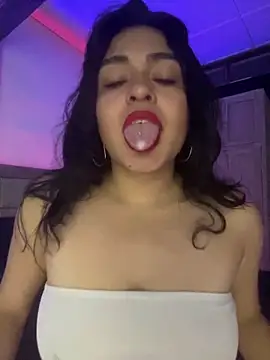 EmilyNoir1 online show from March 11, 12:26 am