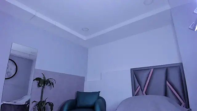 klariz09 online show from September 22, 7:45 pm