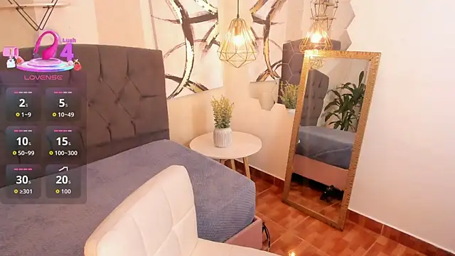 Georginav2 online show from October 2, 2:16 am