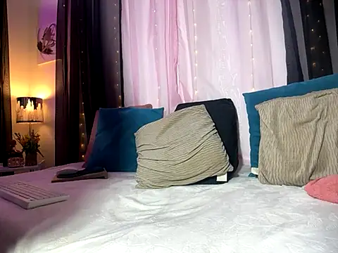 skarlleth 11 online show from October 2, 12:48 am