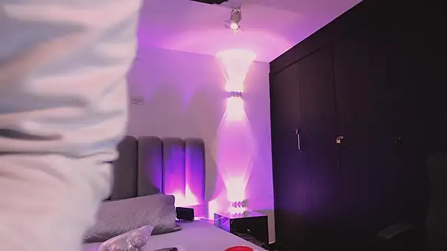 AlliceLover online show from October 3, 11:59 am