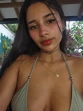 Lorena Mcfly online show from December 21, 1:37 pm