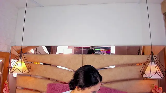 pamemiller1 online show from April 20, 11:02 am