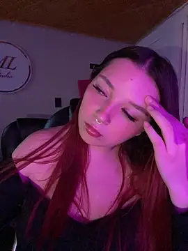 Karen18 boobs online show from April 11, 7:45 am