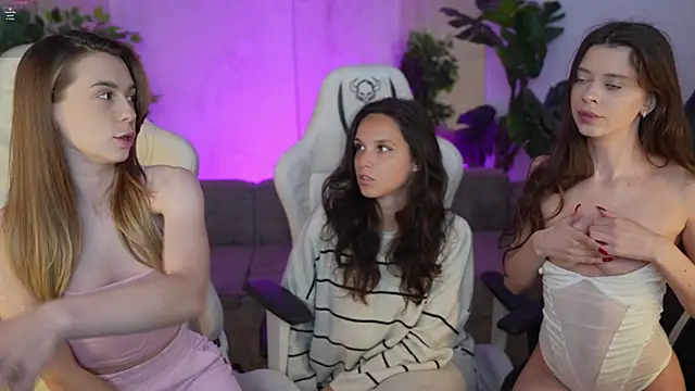 Regina Sweet054 online show from September 25, 2:38 pm