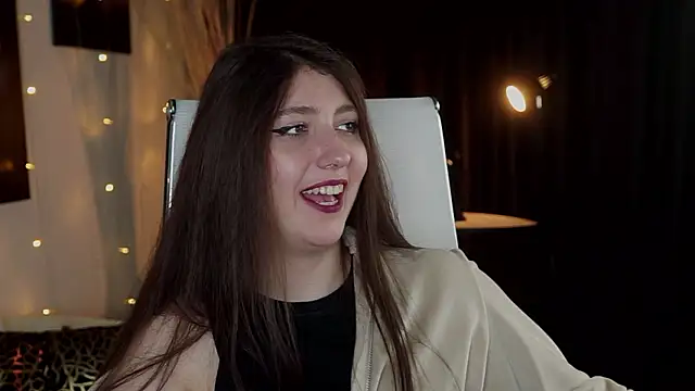 Mary Miiller online show from March 26, 10:06 am