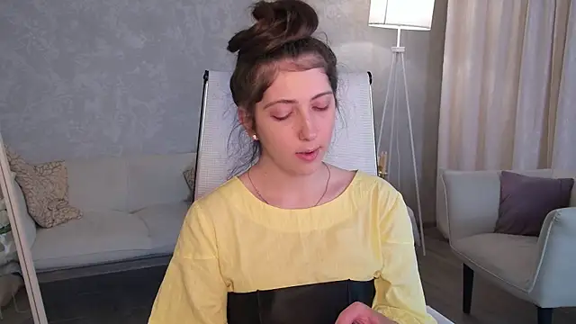 Mary Miiller online show from June 27, 9:43 am