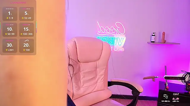 Alice Vixen online show from October 16, 12:52 pm