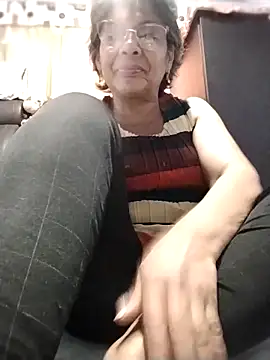 OliviaMorris1 online show from December 18, 8:13 pm