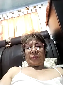 OliviaMorris1 online show from December 20, 2:43 pm