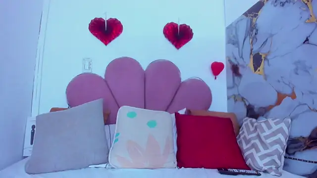 minnari online show from February 26, 8:08 pm