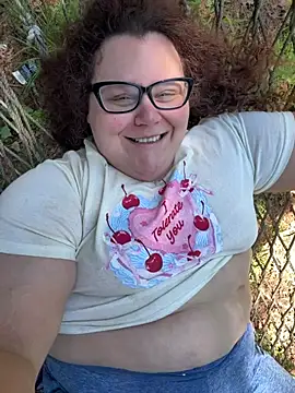 Fatpussybigass online show from June 4, 6:01 pm