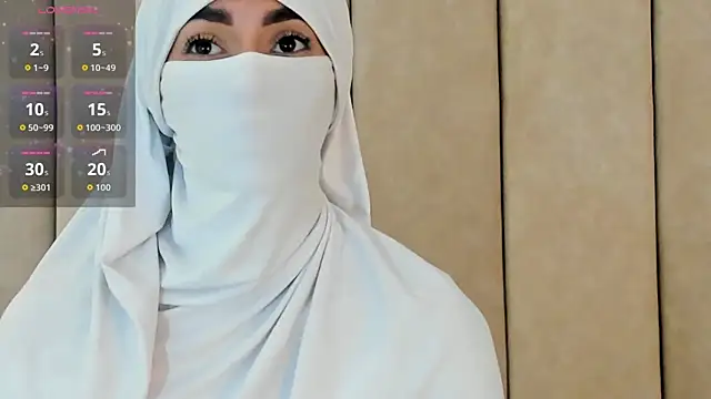  Zahiira  online show from September 27, 12:23 pm