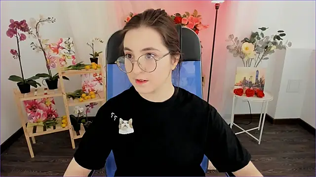 VirtuallVoyant online show from January 6, 7:01 am