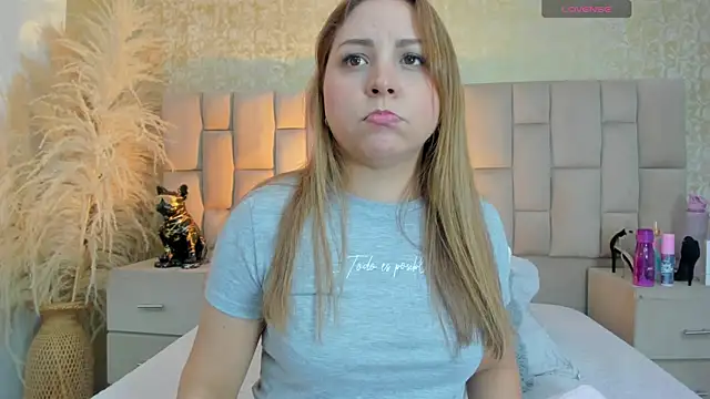 cloesummerr  online show from January 19, 1:29 pm