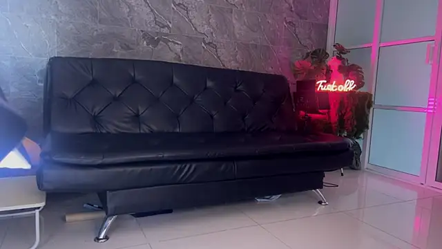 heylixie   online show from October 13, 1:19 am