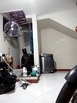 Selena Thompson online show from September 11, 3:45 pm