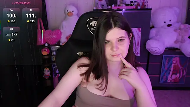 AmyVibess online show from March 11, 8:00 pm