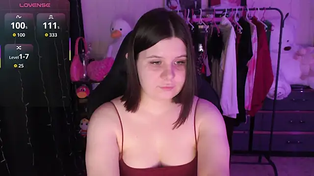 AmyVibess online show from April 16, 9:39 pm