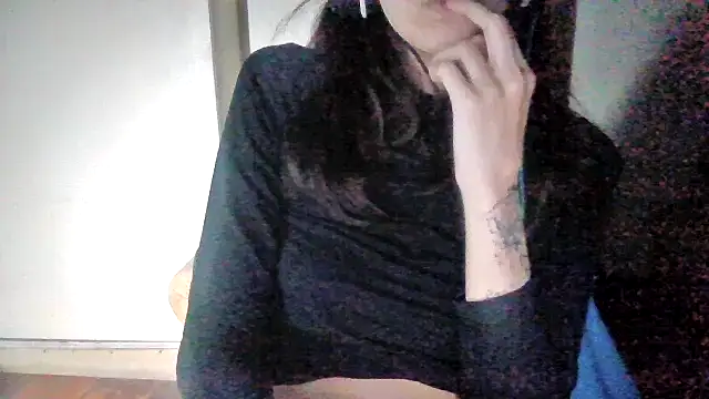agusttt2667 online show from June 24, 9:47 pm