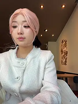 winter11 online show from February 16, 2:22 am