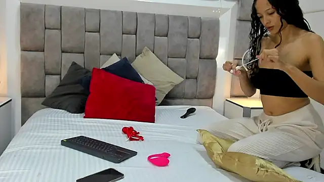 JuliettaBleer online show from November 3, 12:20 pm