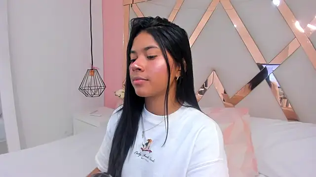 samantaa shy online show from January 9, 7:51 pm