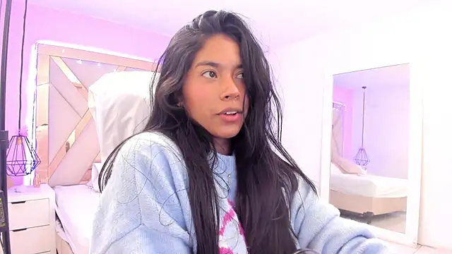 samantaa shy online show from April 6, 4:46 am