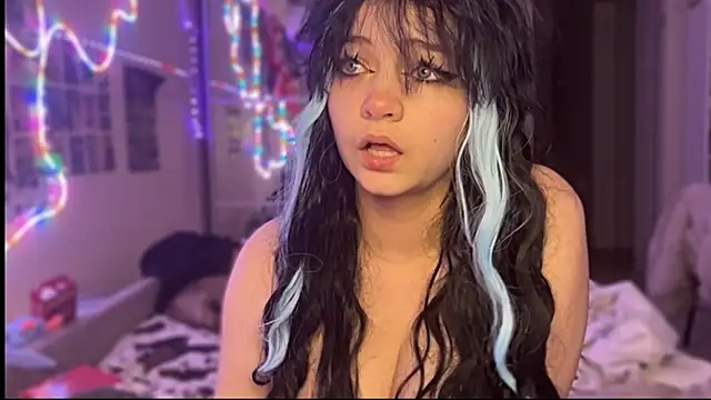 nikoli naw online show from October 26, 2:12 pm