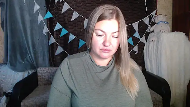 NikaSkylink online show from October 6, 3:45 am