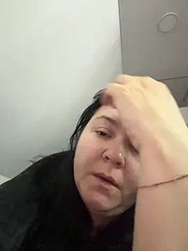 Liza Will online show from February 14, 10:01 pm