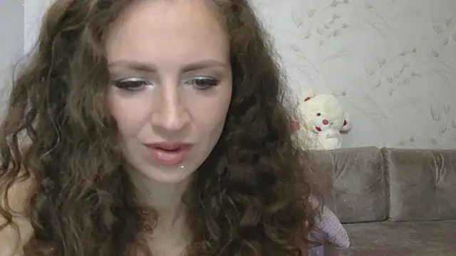 Amber Carrol online show from February 8, 6:22 pm