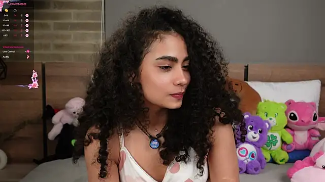 Victoria Curly online show from December 3, 5:21 am