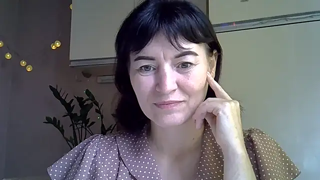 Krystal 82 online show from September 24, 10:58 am