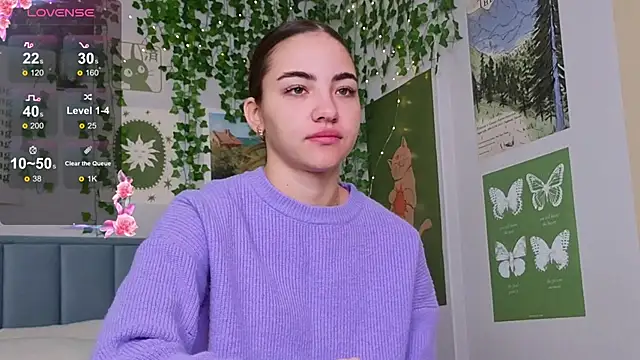 Ashley Pierce online show from November 25, 4:14 am